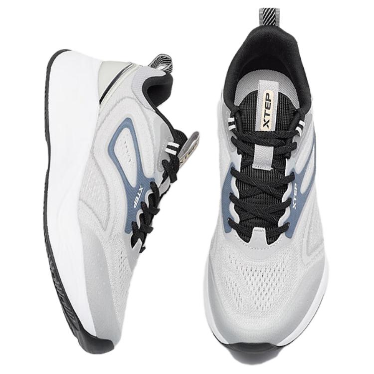 XTEP Abrasion Resistant Low top Running Shoes Men’s Gray Black