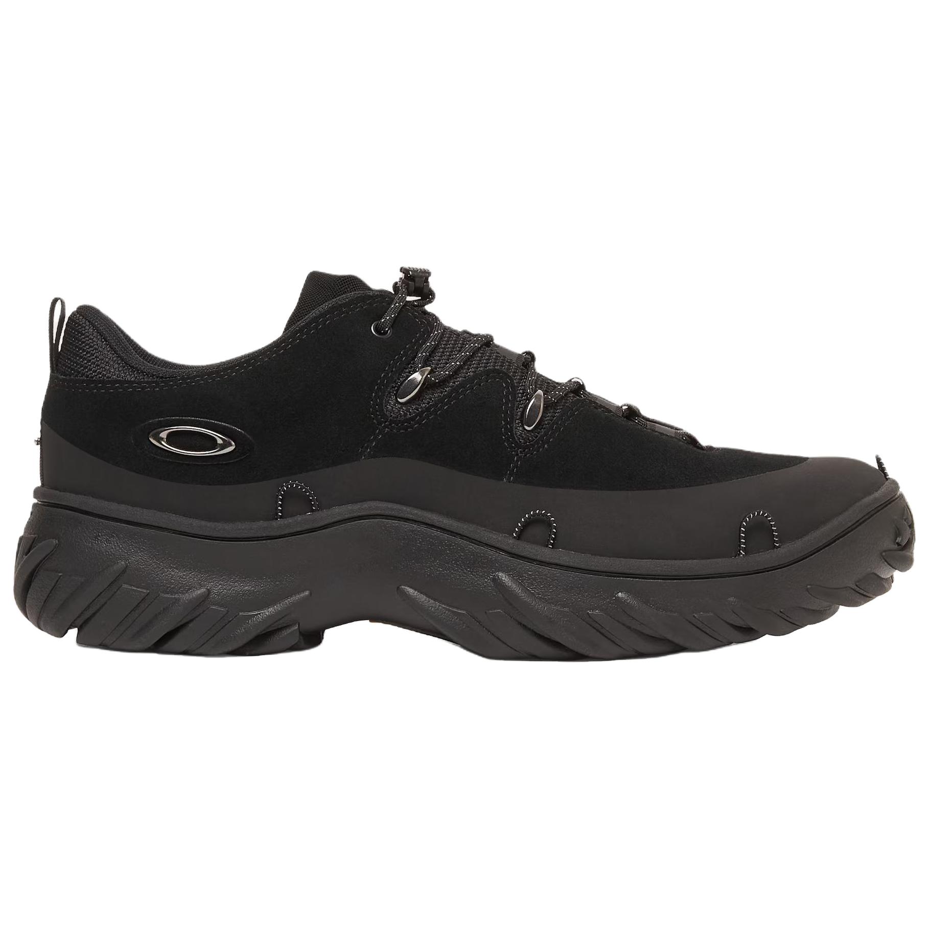 Oakley Cushioning, Wear Resistant Low top Outdoor Shoes Men’s