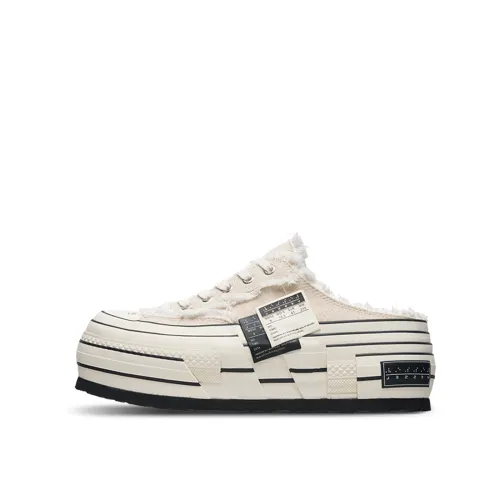 VESSEL Closed Toe Slippers Unisex Ecru