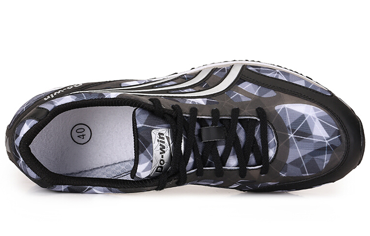 DO WIN Cushioning Slip Resistant Abrasion Resistant Breathable Low top Running Shoes Unisex Black