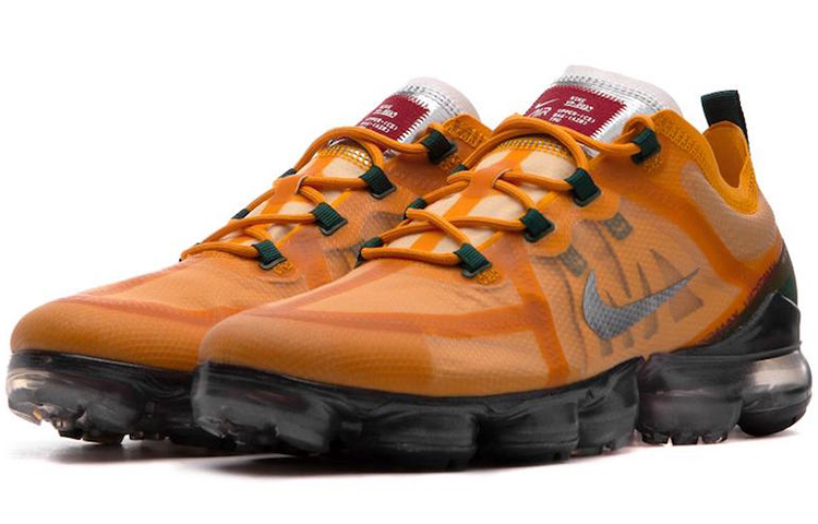 Мужские кроссовки Nike AIR VAPORMAX "Canyon Gold" 2019 (золотой) — фото 3
