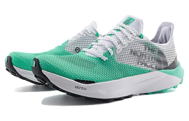 THE NORTH FACE Peak Collection Slip Resistant Abrasion Resistant Low top Running Shoes Women’s Green
