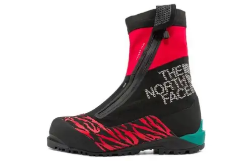 THE NORTH FACE Summit Torre Egger FUTURELIGHT Cushioning, Wear Resistant Outdoor Shoes Men's Black Red
