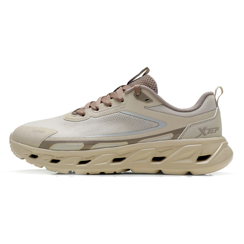 XTEP Cushioning Breathable Low top Outdoor Shoes Men’s Clay Cool Tea Brown