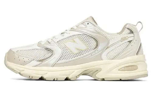 New Balance 530 sneakers