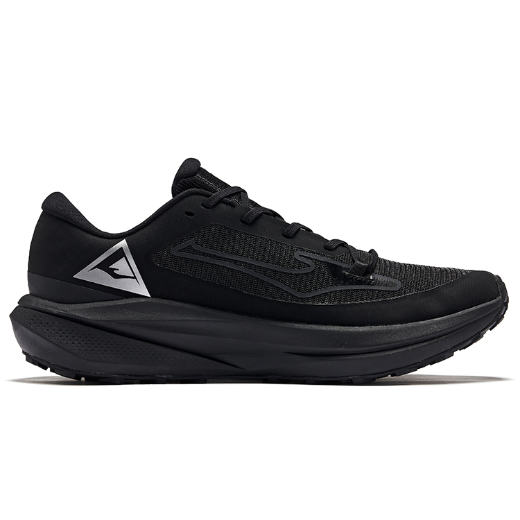 Erke Cushioning Coverage Slip Resistant Low top Running Shoes Men’s Jet Black