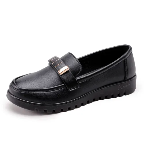 Warrior shoes for mothers, shoes for the elderly, middle-aged and elderly spring and autumn women's shoes, grandma shoes, middle-aged soft-soled non-slip leather shoes, flat-soled wear-resistant, lightweight, comfortable, low-cut, breathable and versatile, women's casual shoes for women