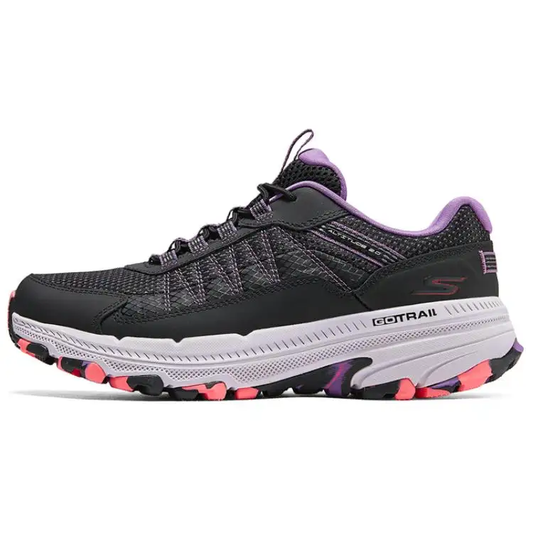 Skechers Women's GO Low top Casual Running Shoes Women's Black Purple