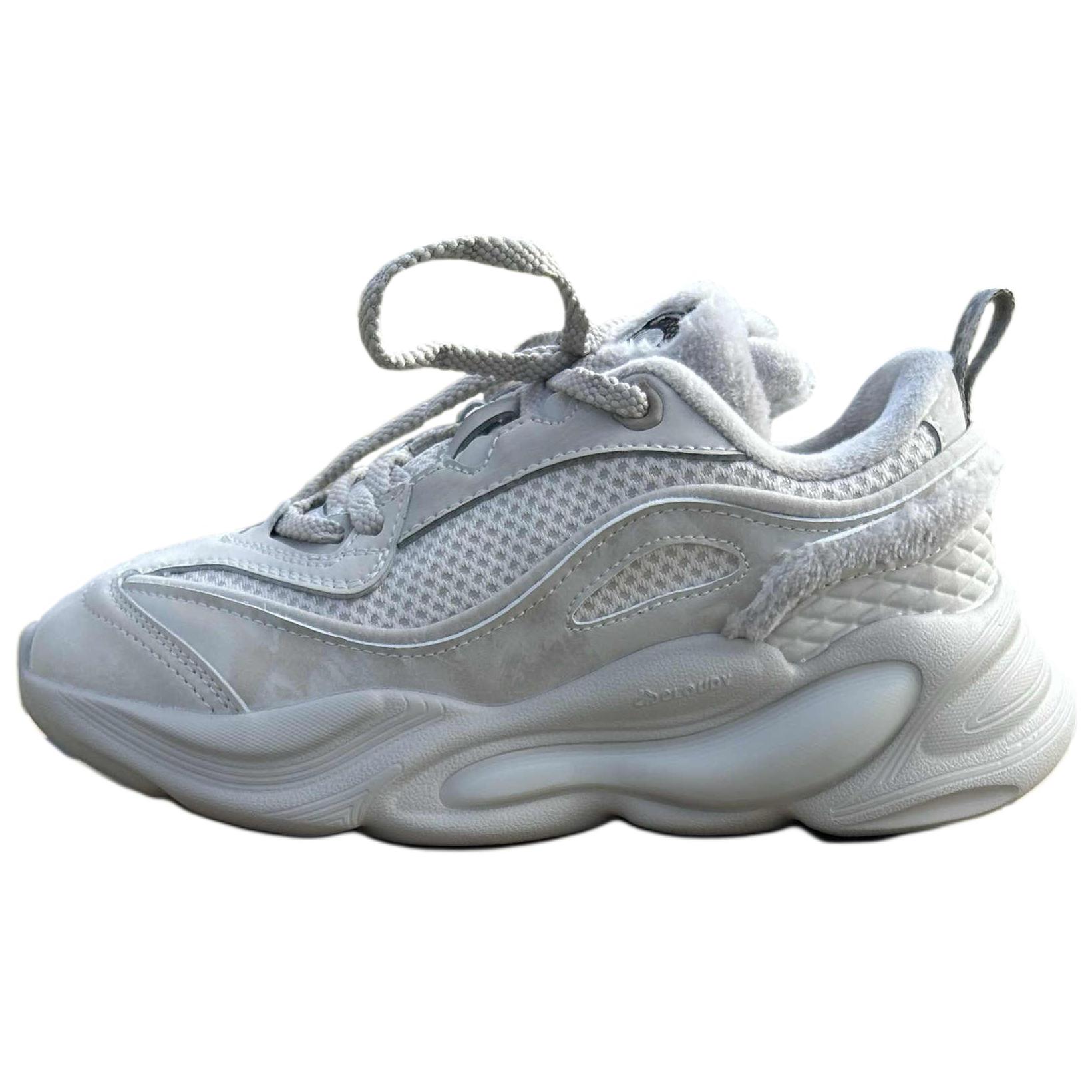 Erke Fleece Lined Fashion Comfortable Slip Resistant Thermal Low top Casual Running Shoes Women’s Gray