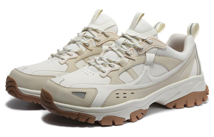 TOREAD Cushioning Abrasion Resistant Cushioning, Wear Resistant Low top Outdoor Shoes Women’s Beige/White