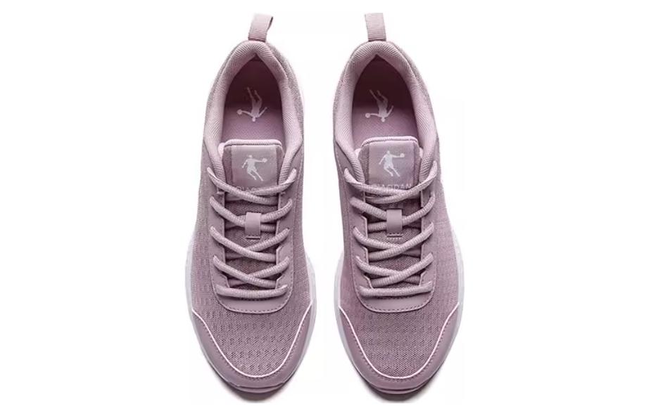 QIAODAN Abrasion Resistant, Breathable, Lightweight Low top Running Shoes Women’s Pink