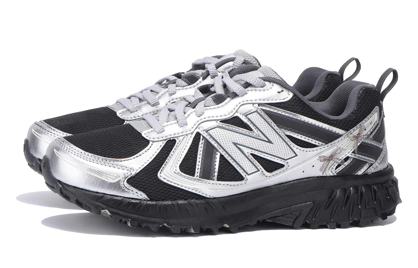 New Balance NB 410 Urban Techwear Mesh Slip Resistant, Abrasion Resistant, Breathable Low top Casual Running Shoes
