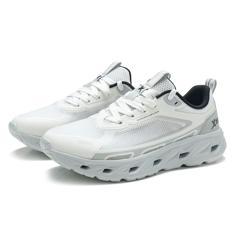 XTEP Cushioning Breathable Slip Resistant Low top Outdoor Shoes Men’s Sail White Gray