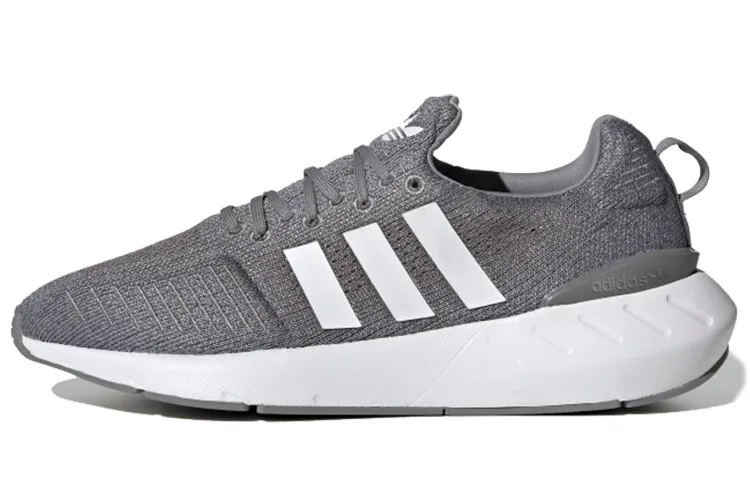 Adidas Originals Swift Run 22 Sports Fabric Cushioning Slip Resistant Abrasion Resistant Low top Running Shoes Unisex