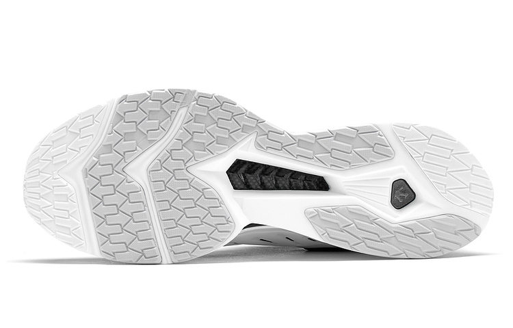 DESCENTE ENERZITE FLUID Cushioning Low top Running Shoes Women’s White