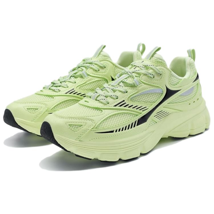 XTEP Abrasion Resistant Breathable Low top Running Shoes Women’s Green
