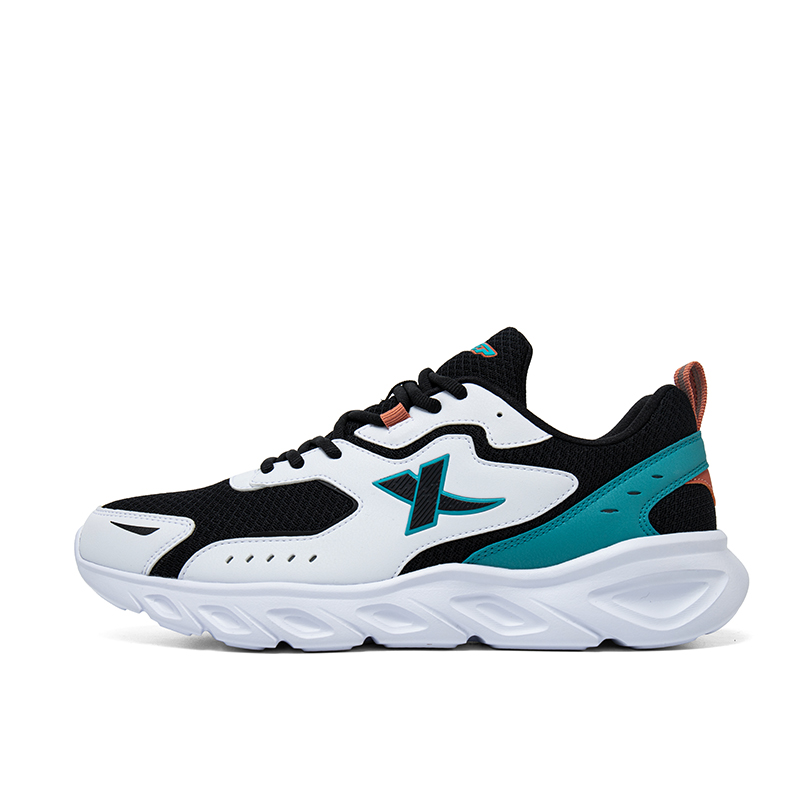 XTEP Breathable Lightweight Breathable And Lightweight Low top Running Shoes Men’s White Black