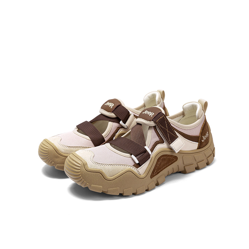 Jeep Outdoor Shoes Women’s Low Top Coffee