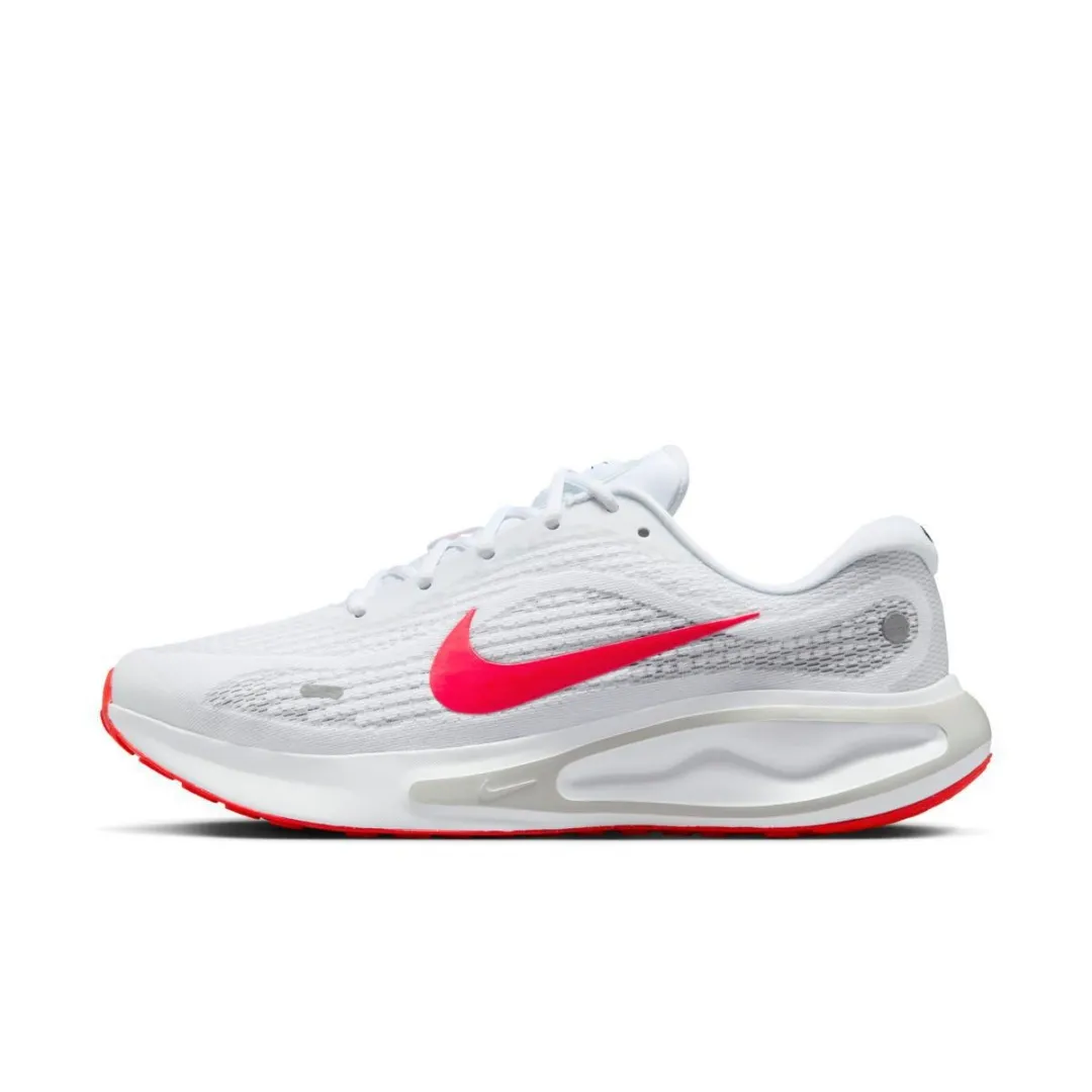 Nike Journey Run White Wolf Grey Pure Platinum Bright Crimson