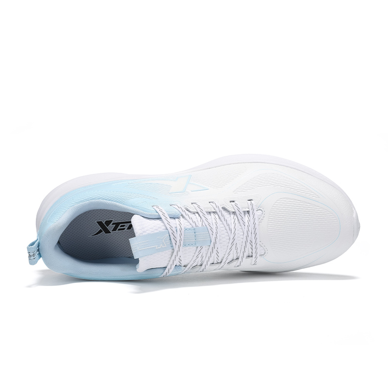 XTEP Cushioning, Wear Resistant Low top Casual Running Shoes Men’s Classic White Ripple Blue