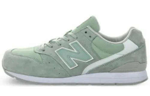 New Balance 996