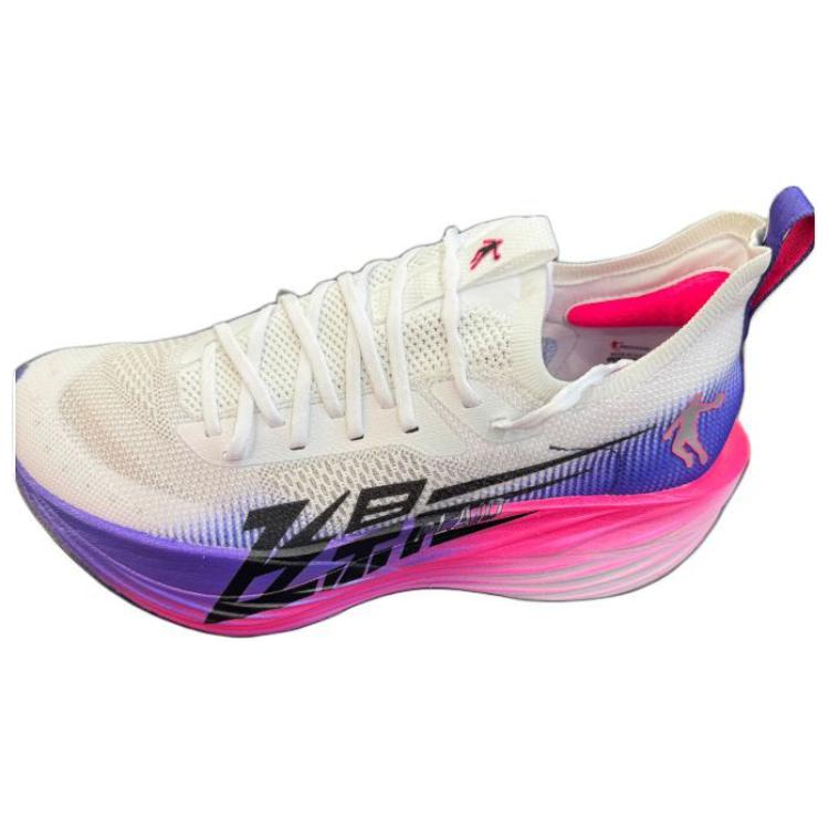 QIAODAN Feiying Plaid 1.5 Slip Resistant, Abrasion Resistant, Breathable Slip Resistant, Abrasion Resistant, Breathable