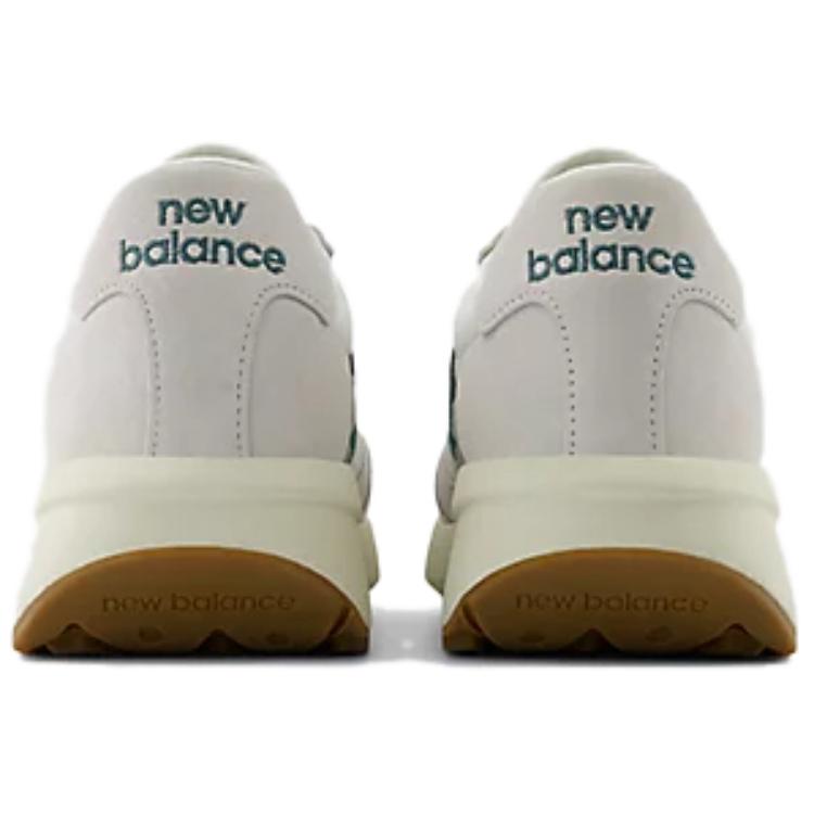370 New Balance ‘Sea Salt New Spruce’