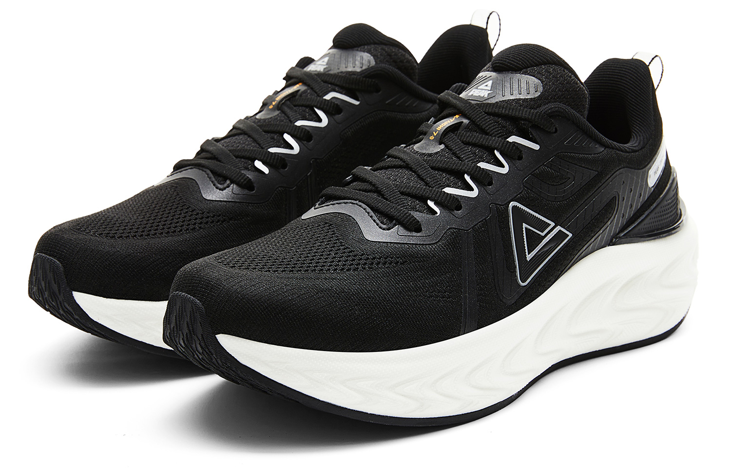 PEAK Cushioning Slip Resistant Abrasion Resistant Rebound Low top Running Shoes Women’s Black Ivory