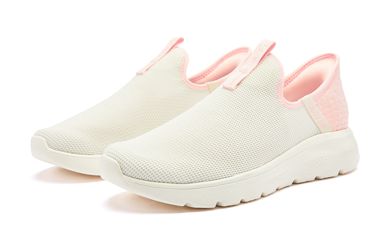QIAODAN Cushioning Slip Resistant Abrasion Resistant Lightweight Low top Running Shoes Women’s