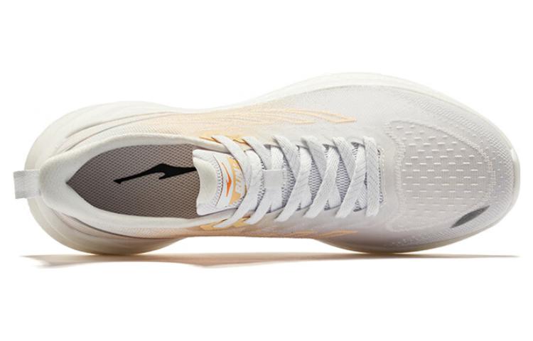 Erke Chasing The Wind 2.0 Slip Resistant Slip Resistant Low top Running Shoes Men’s White Orange