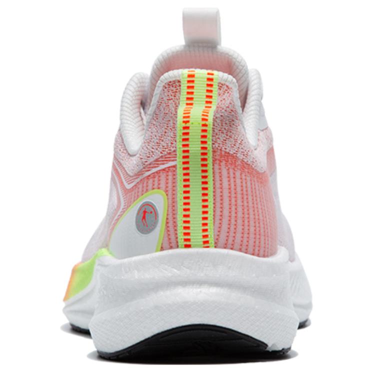 QIAODAN Light Speed 4.0 PLUS Running Shoes Men’s Low Top Jordan White/Vibrant Orange