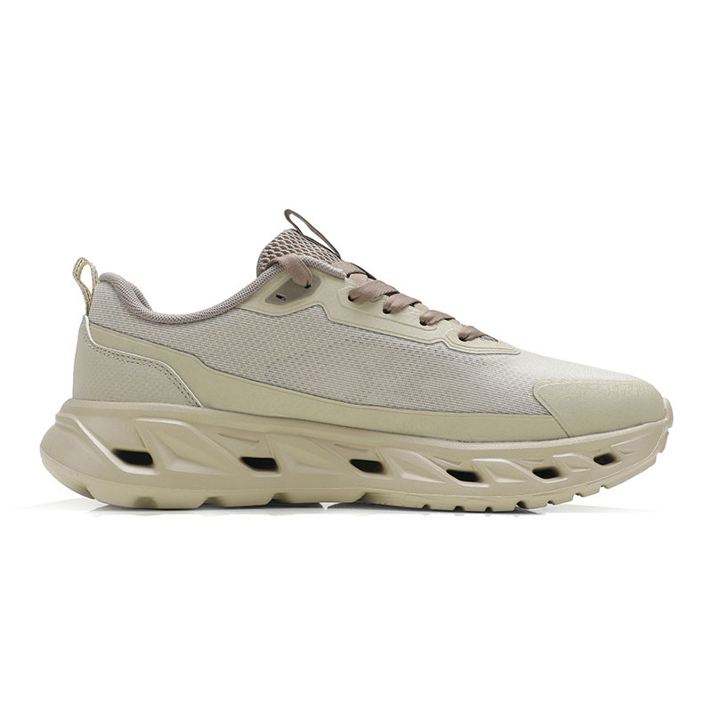 XTEP Cushioning Breathable Low top Outdoor Shoes Men’s Clay Cool Tea Brown