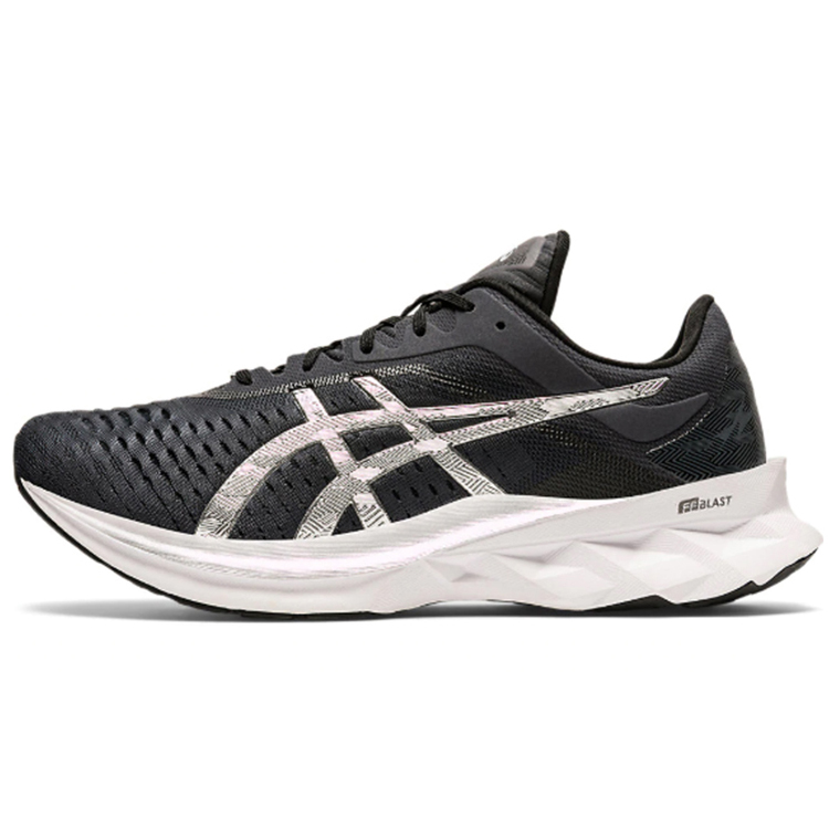 ASICS Novablast Platinum ‘Carrier Grey’