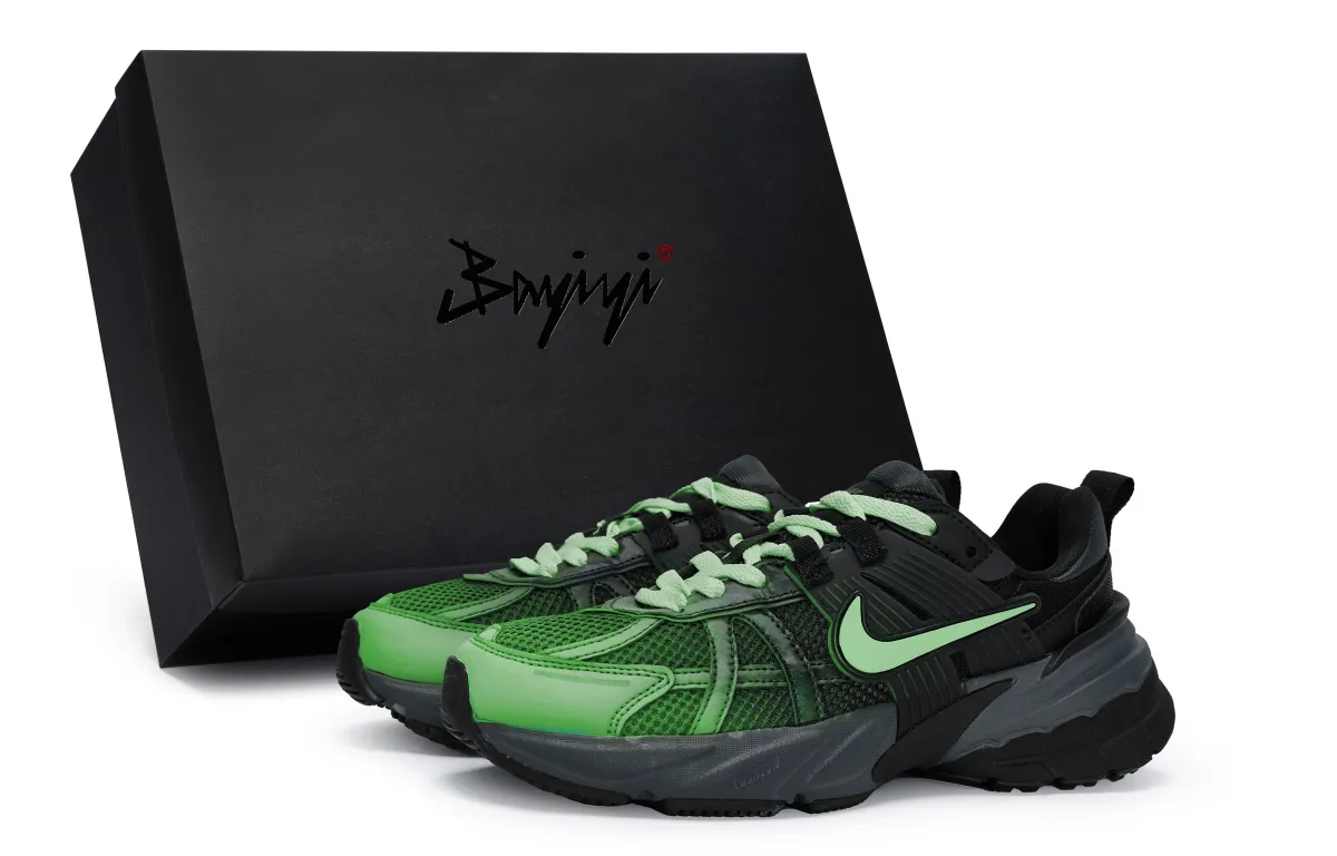 Nike V2K Run Abrasion Resistant Abrasion Resistant Low top Casual Running Shoes Women's Black Green