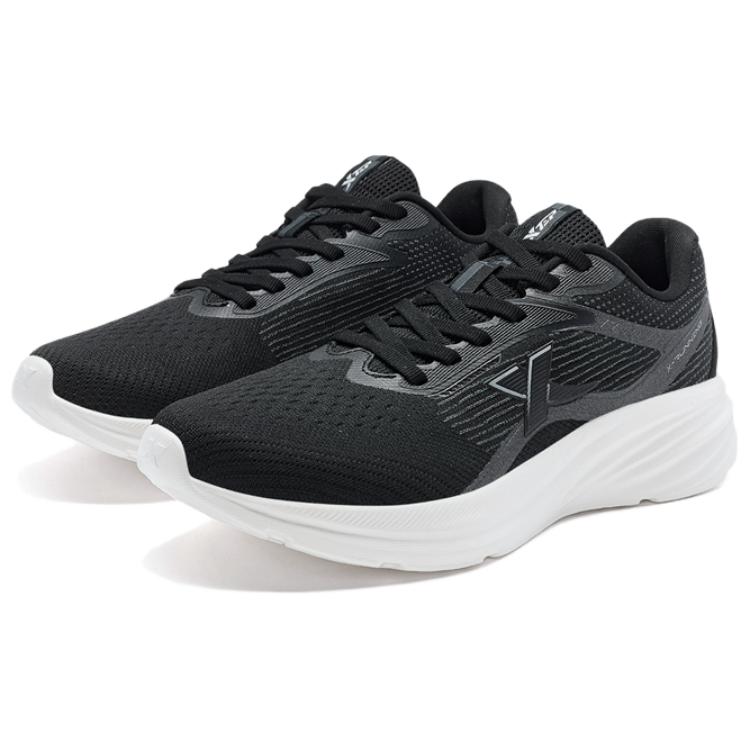 XTEP Abrasion Resistant Abrasion Resistant Low top Running Shoes Women’s Black