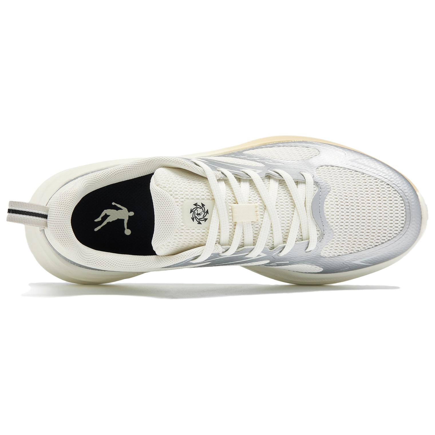 QIAODAN Slip Resistant, Abrasion Resistant, Breathable, Lightweight, Height Increasing Low top Casual Sprint