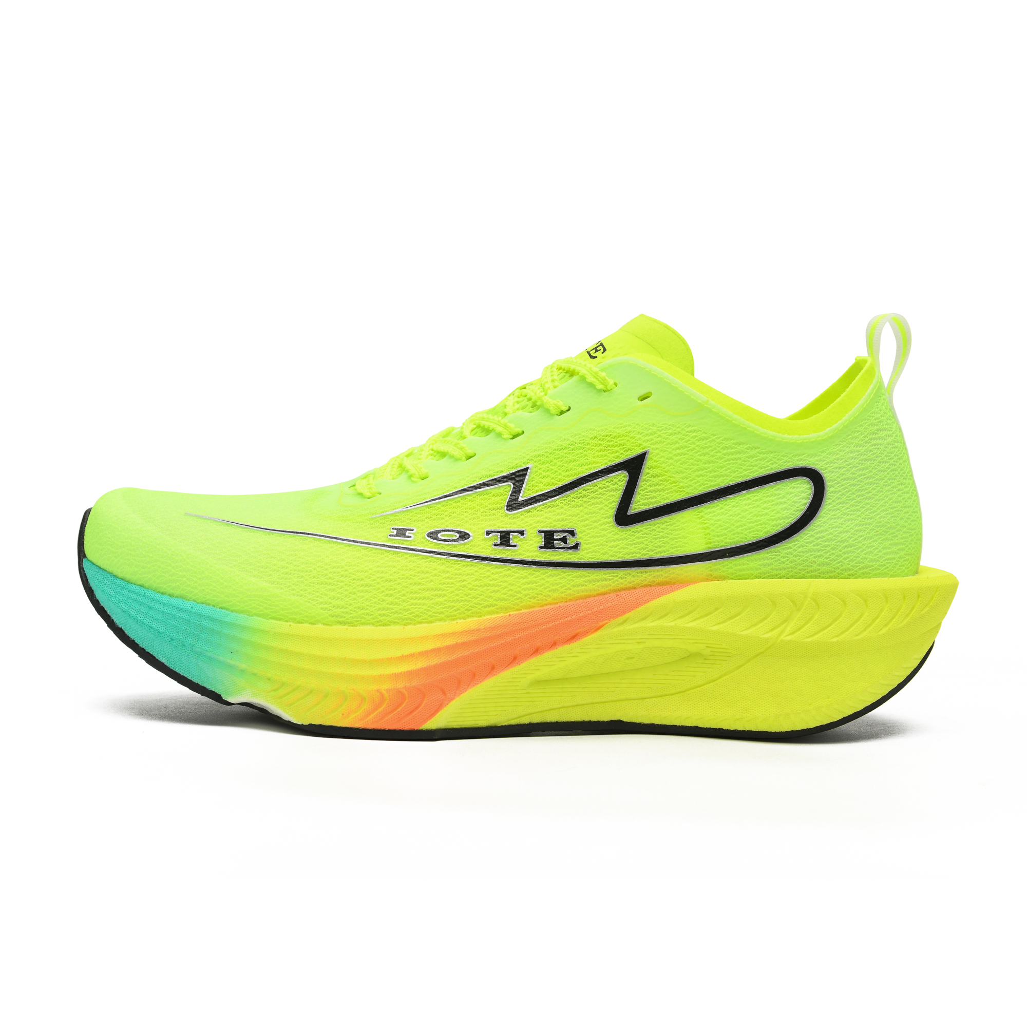 IOTE Cushioning Support Abrasion Resistant Breathable Slip Resistant