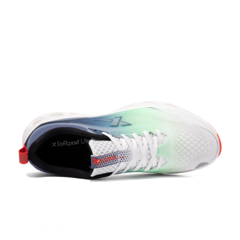 XTEP Abrasion Resistant Lightweight Slip Resistant Low top Casual Running Shoes Men’s White Green