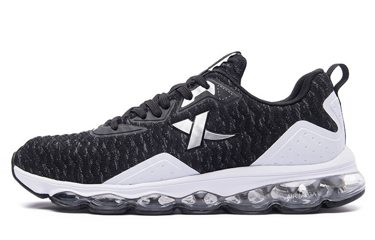 Xtep full length air cushion low top running shoes men's black and white
