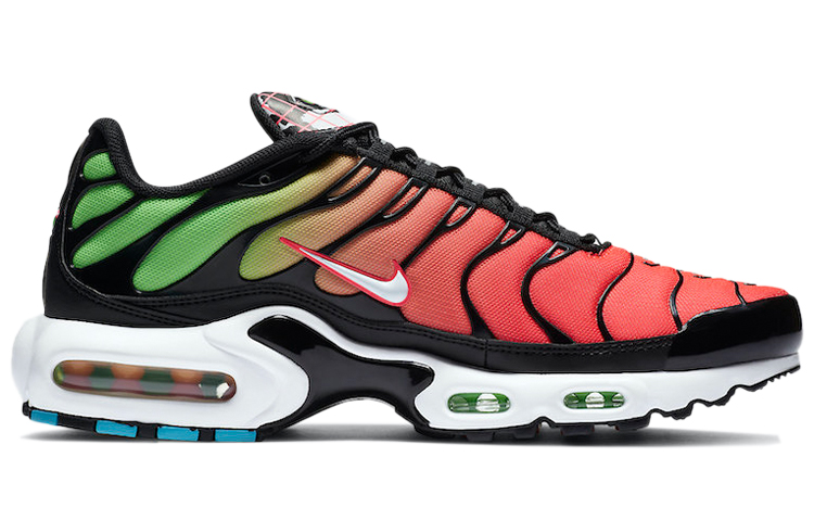 Мужские кроссовки Nike Air Max Plus Worldwide (черные) — фото 2