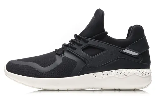 Li Ning Trendy Breathable Reflective Low top Running Shoes Unisex Black White