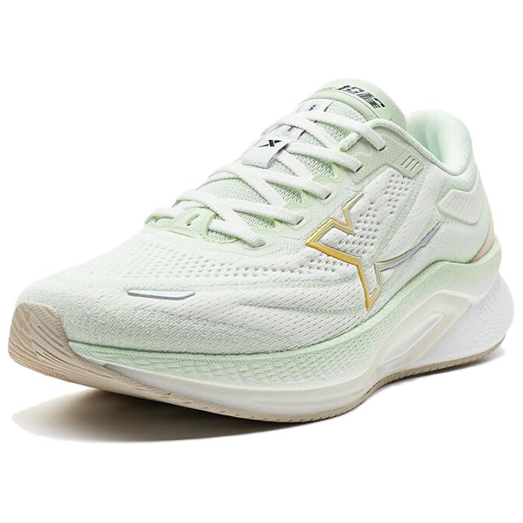 XTEP Tancheng 2.0 Slip Resistant Coverage Slip Resistant Coverage Low top Casual Running Shoes Women’s Green White