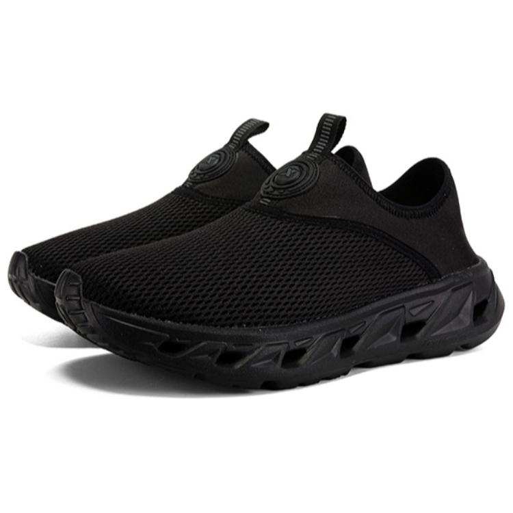 XTEP Abrasion Resistant Low top Outdoor Shoes Men’s Black