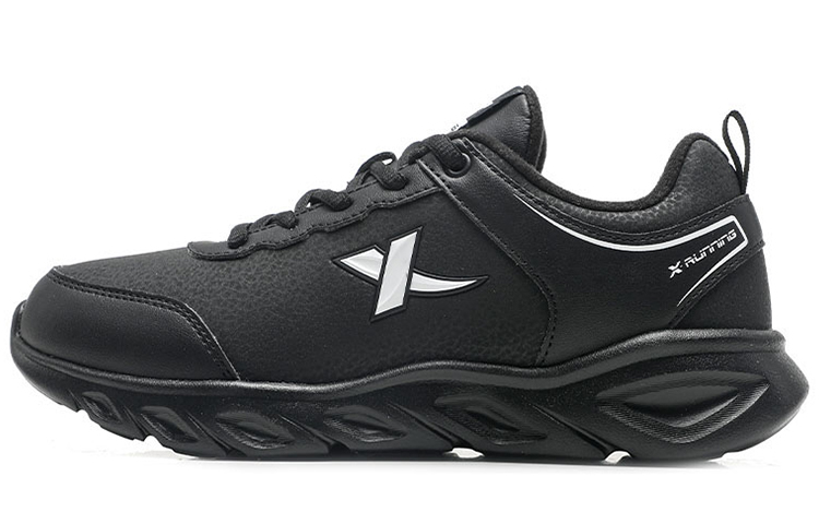 XTEP Fleece Lined Insulated Shoes, Leather Upper Casual Thermal Low top Running Shoes Women’s Black/New White