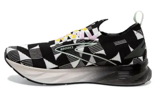 Brooks Women's Levitate StealthFit 6 'Checkered - Black White'