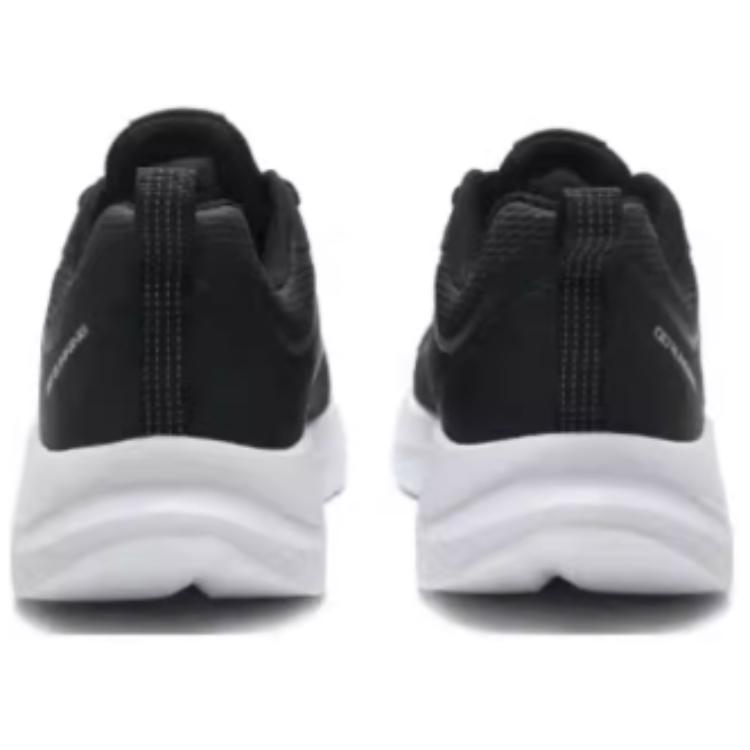QIAODAN Leather Slip Resistant Low top Running Shoes Men’s Black Silver