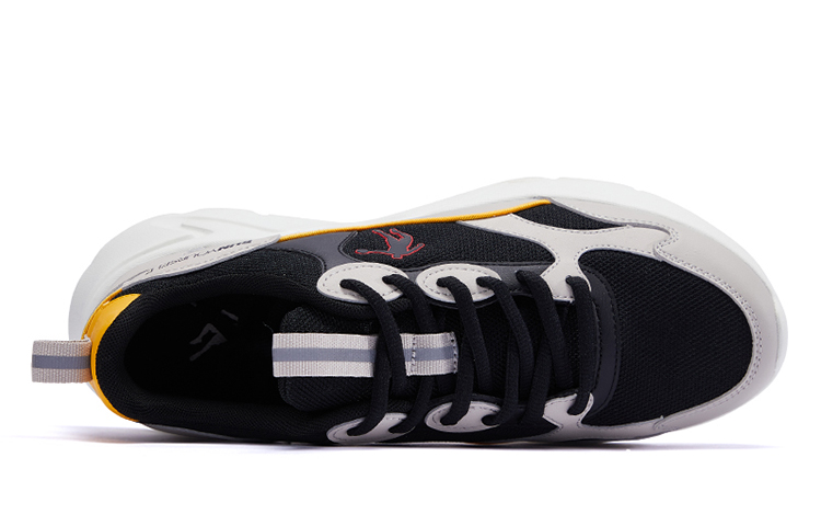 QIAODAN Comfortable And Trendy Running Shoes Men’s Black Gray