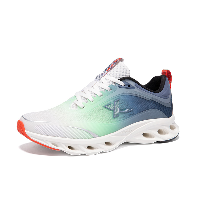 XTEP Abrasion Resistant Lightweight Slip Resistant Low top Casual Running Shoes Men’s White Green