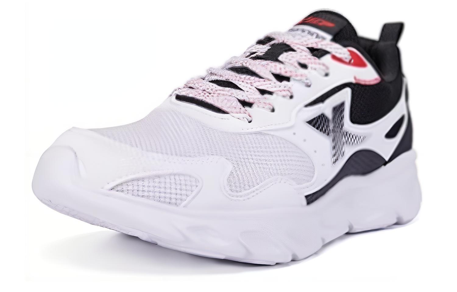 XTEP Abrasion Resistant Breathable Low top Running Shoes Men’s Black White