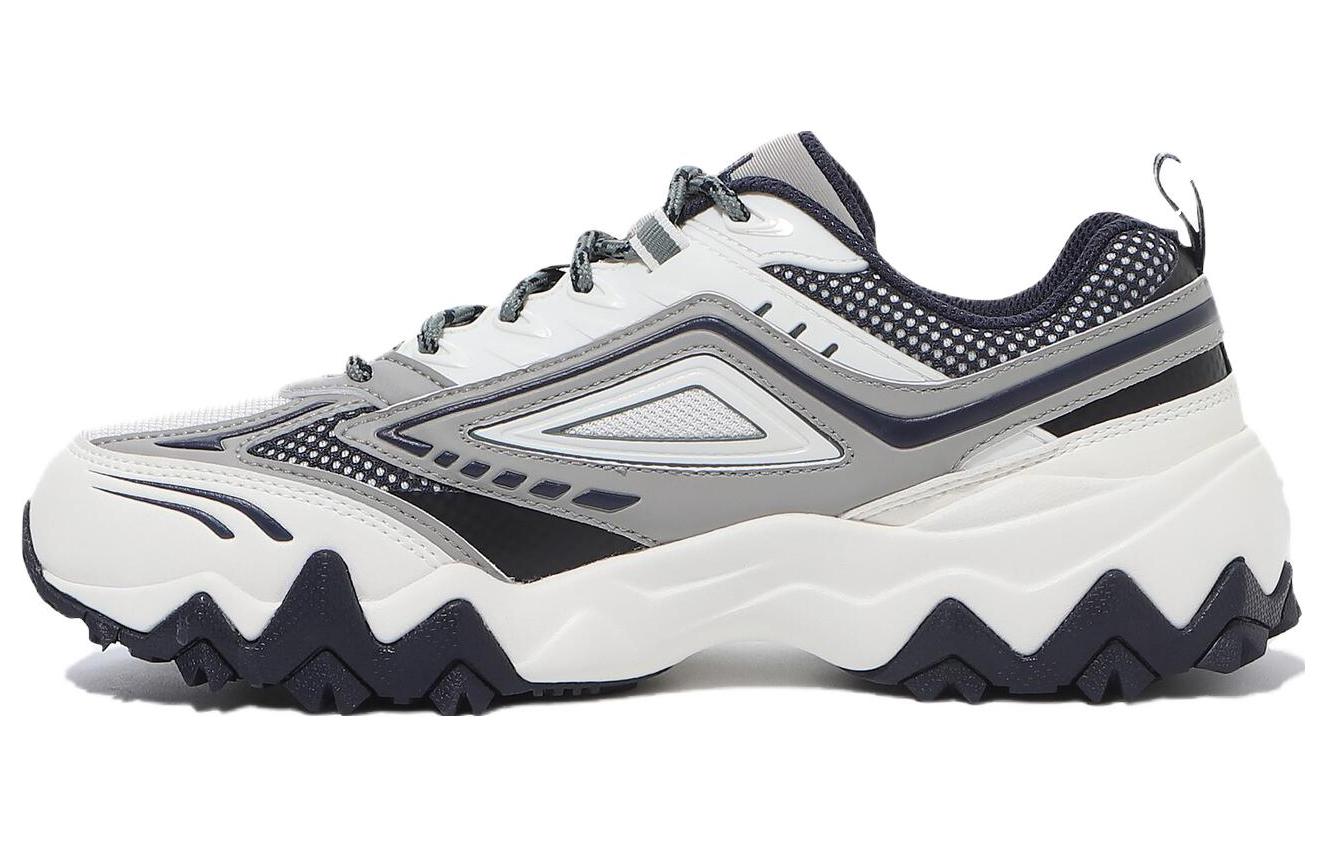FILA Taurus V3 Low top Running Shoes Unisex Black White